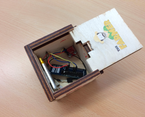 Arduino, Battery and IMU sensor inside the tangible box